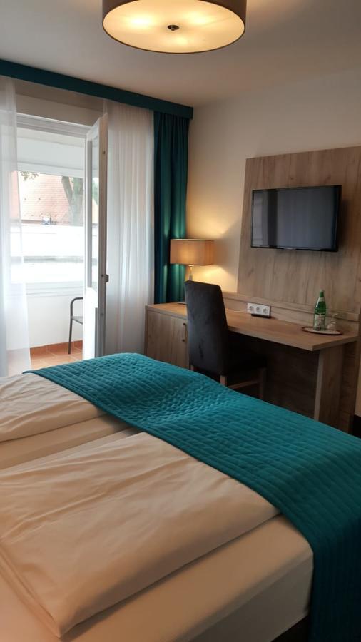 Stadthotel باد فولنغبوستل المظهر الخارجي الصورة